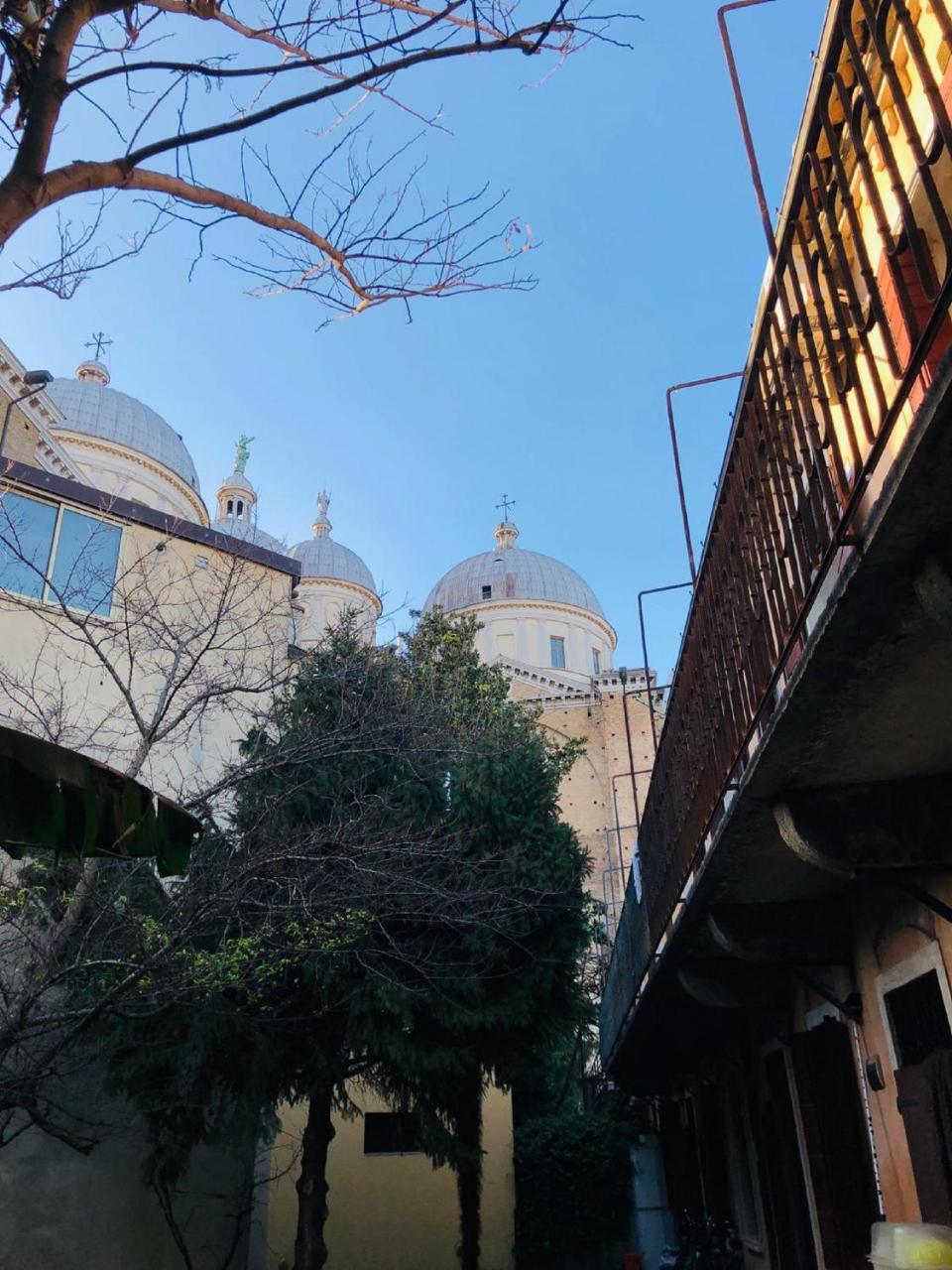 Om Plus Santa Giustina Padua Exteriör bild